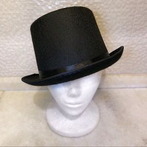 Black Felt Top Hat